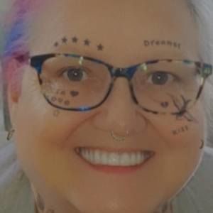 Meet your Posher, Elizabeth jane